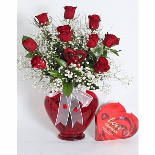  Antalya Çiçek Siparişi Kalp Vazoda 9 Güller