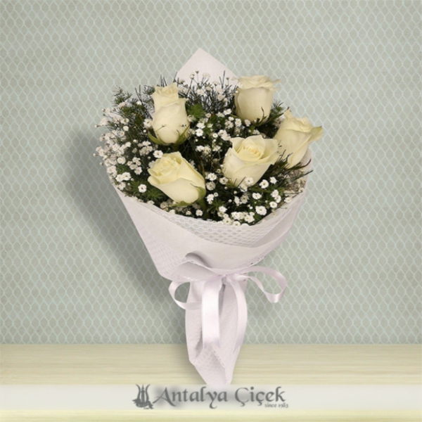  Antalya Çiçekçiler 5 Beyaz Gül Buketi