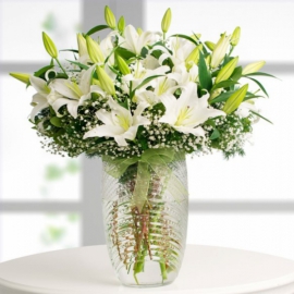  Antalya Çiçek Siparişi Beyaz Lilyum Aranjman